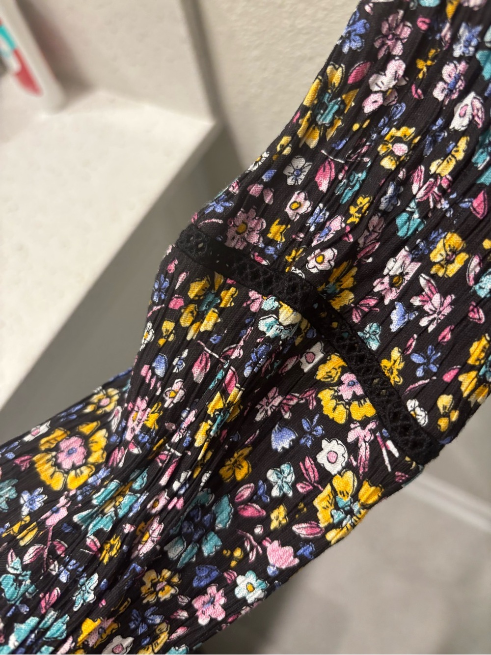 Zara Black Floral V-Neck Mini Dress with Yellow & Pink Accents - Picture 4 of 4